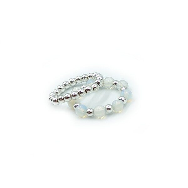 biało srebrny zestaw pierścionków z opalem